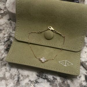 Van Cleef & Arpels Yellow Gold and White Mother-of-pearl Bracelet